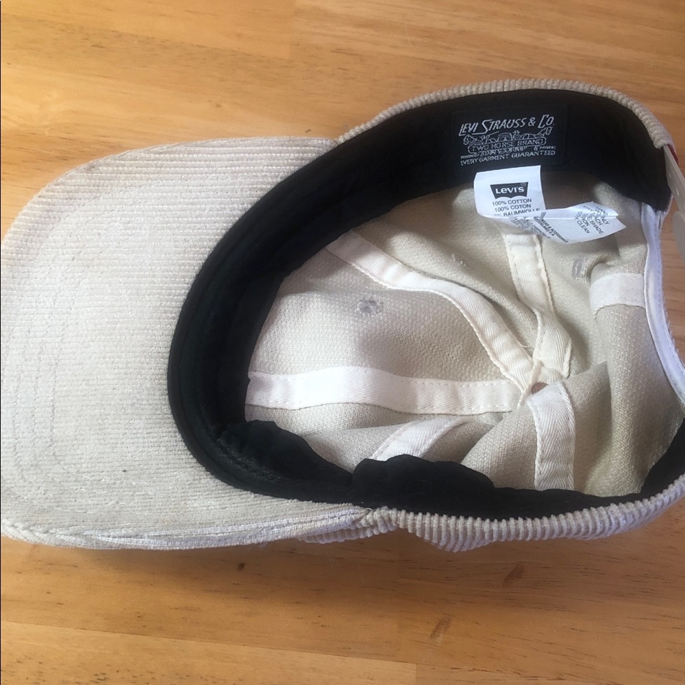 Levi's Tan Corduroy Hat with Pink Logo - Picture 4 of 7